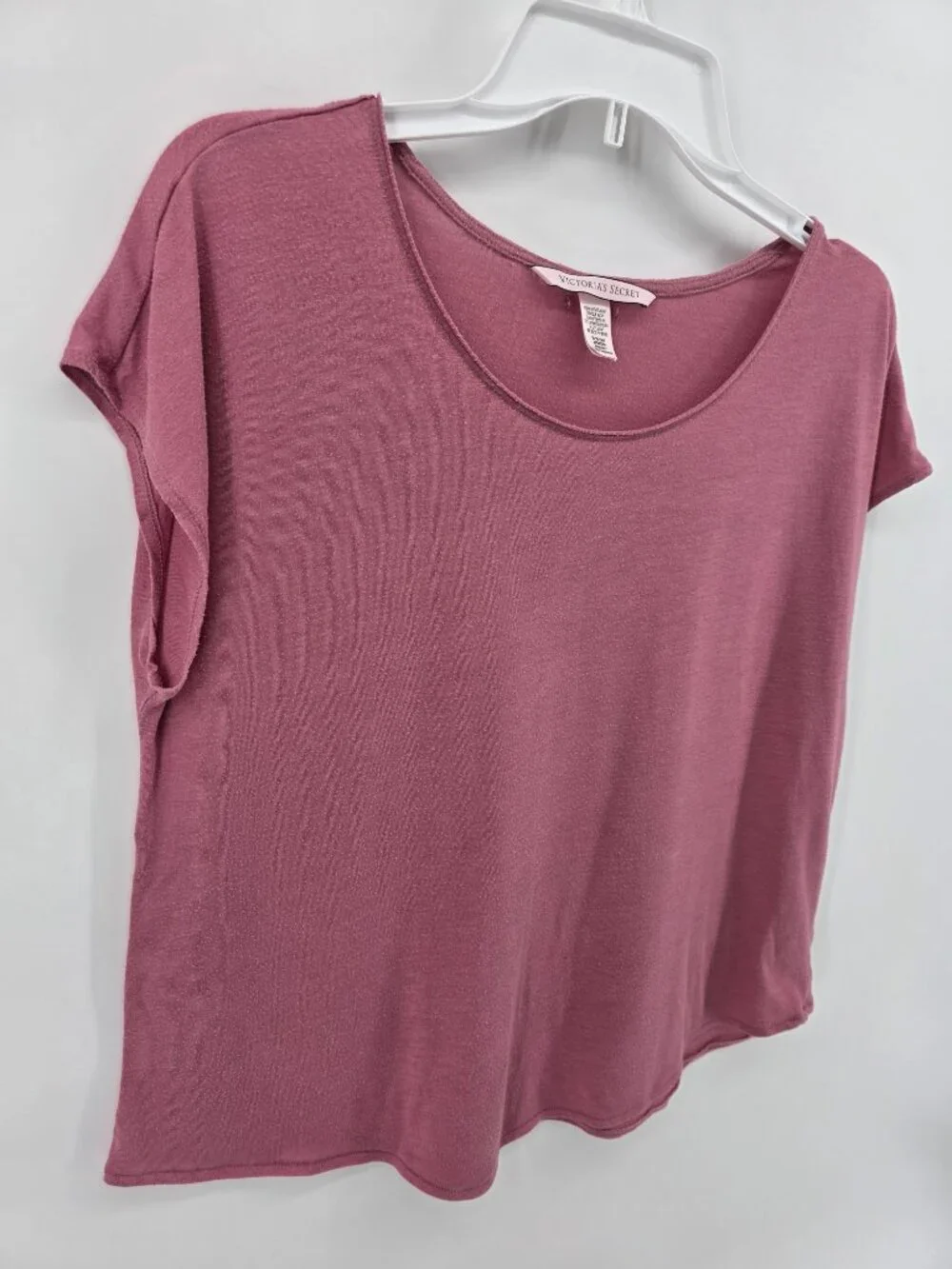 Victoria's Secret Pajama Set Pink Top &‎ Floral Capri Pants – Size S